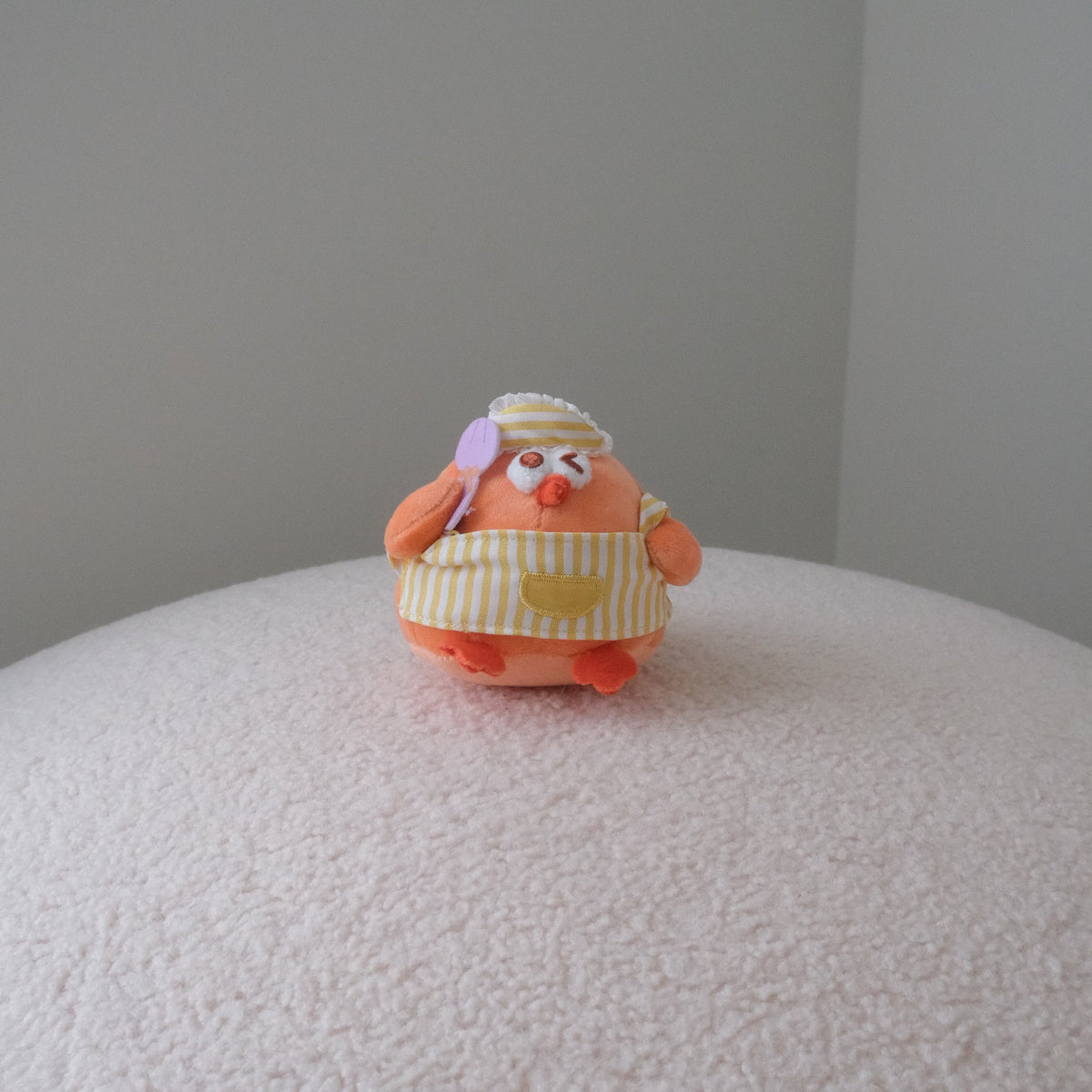 (NEW) Dundun Chicken Sweet Spot Bakery Series Soft Plush Keychains (Set of 3)