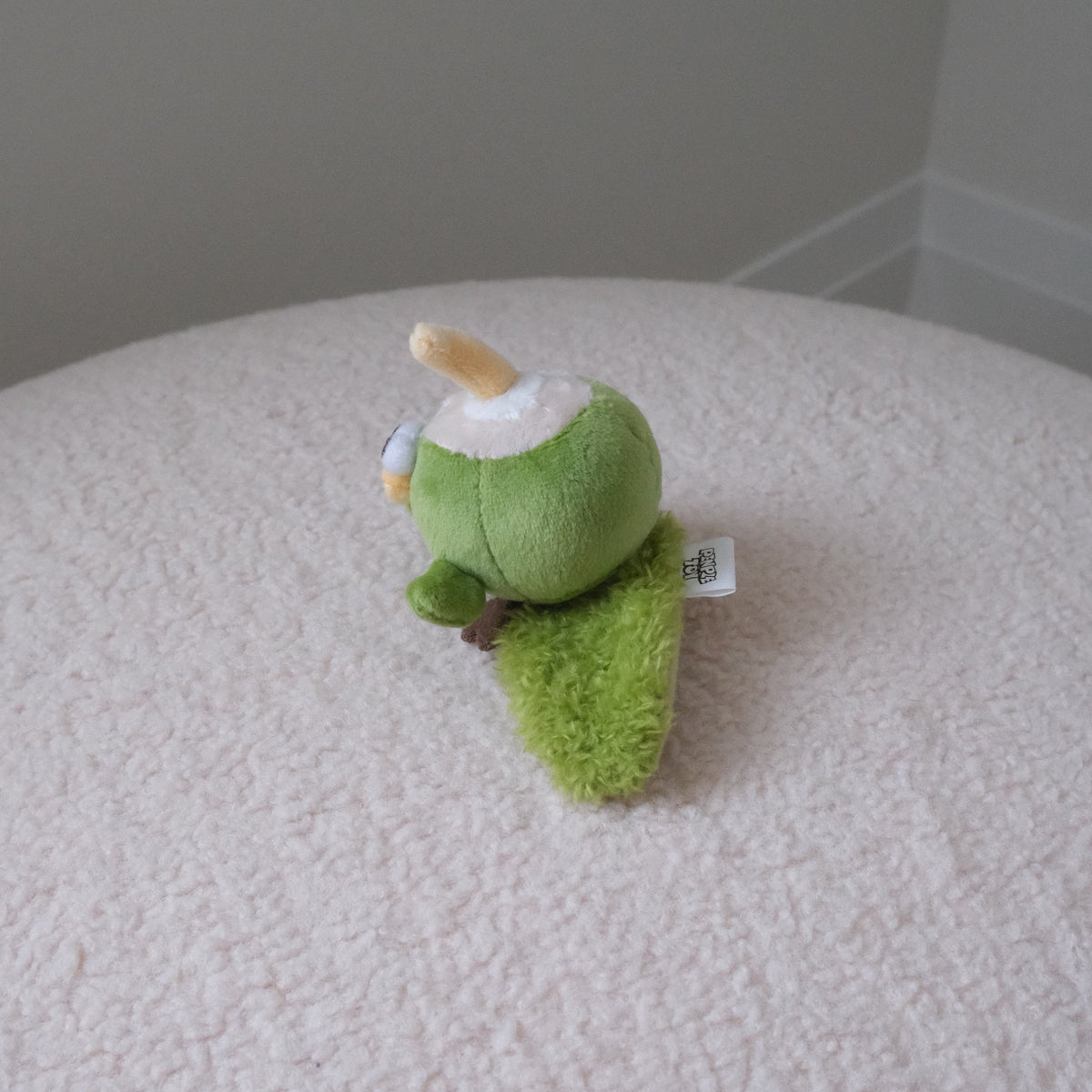 (NEW) Coconut Dundun Chicken Soft & Fluffy Hair Clip